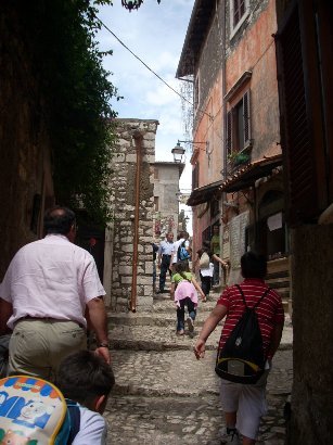 sermoneta_e_grotte_di_pastena_11_20110414_1632176167