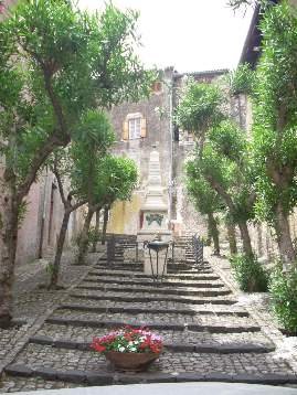 sermoneta_e_grotte_di_pastena_3_20110414_2018283611